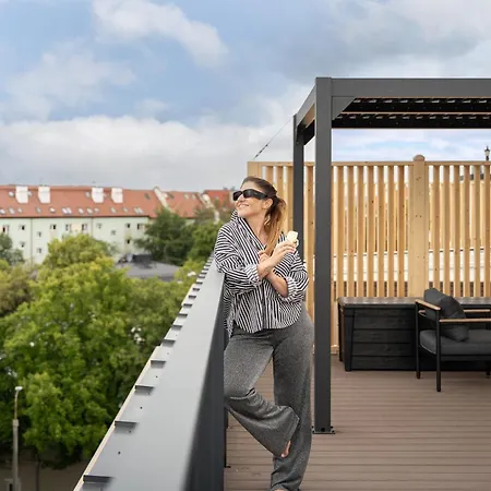 Plaza 41 Seaside With Roof Terrace And Parking By Lion Apartamento